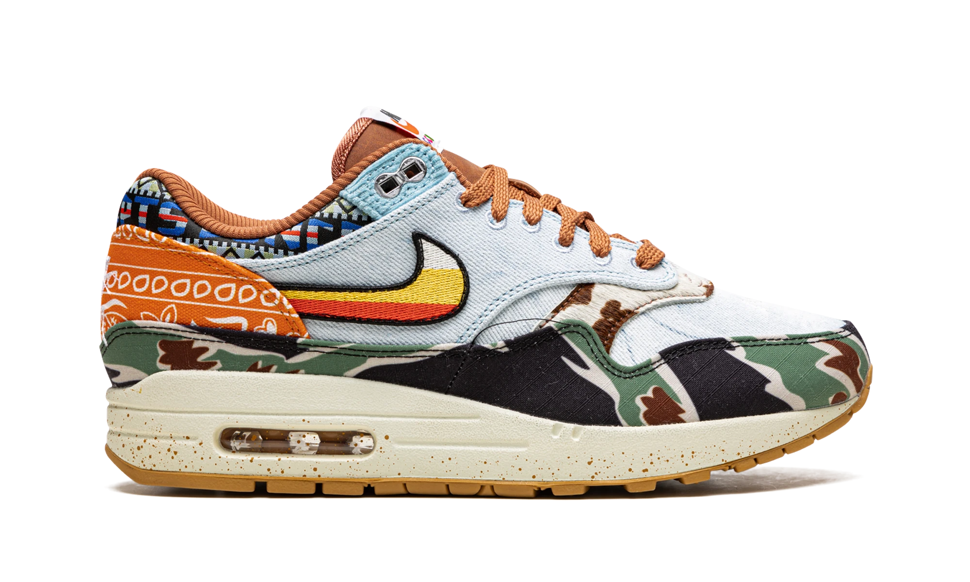 Basket Nike Air Max 1 SP Concepts Heavy en denim or, beige et noir, disponible en France, Suisse, Belgique et Luxembourg — vue de profil extérieur.