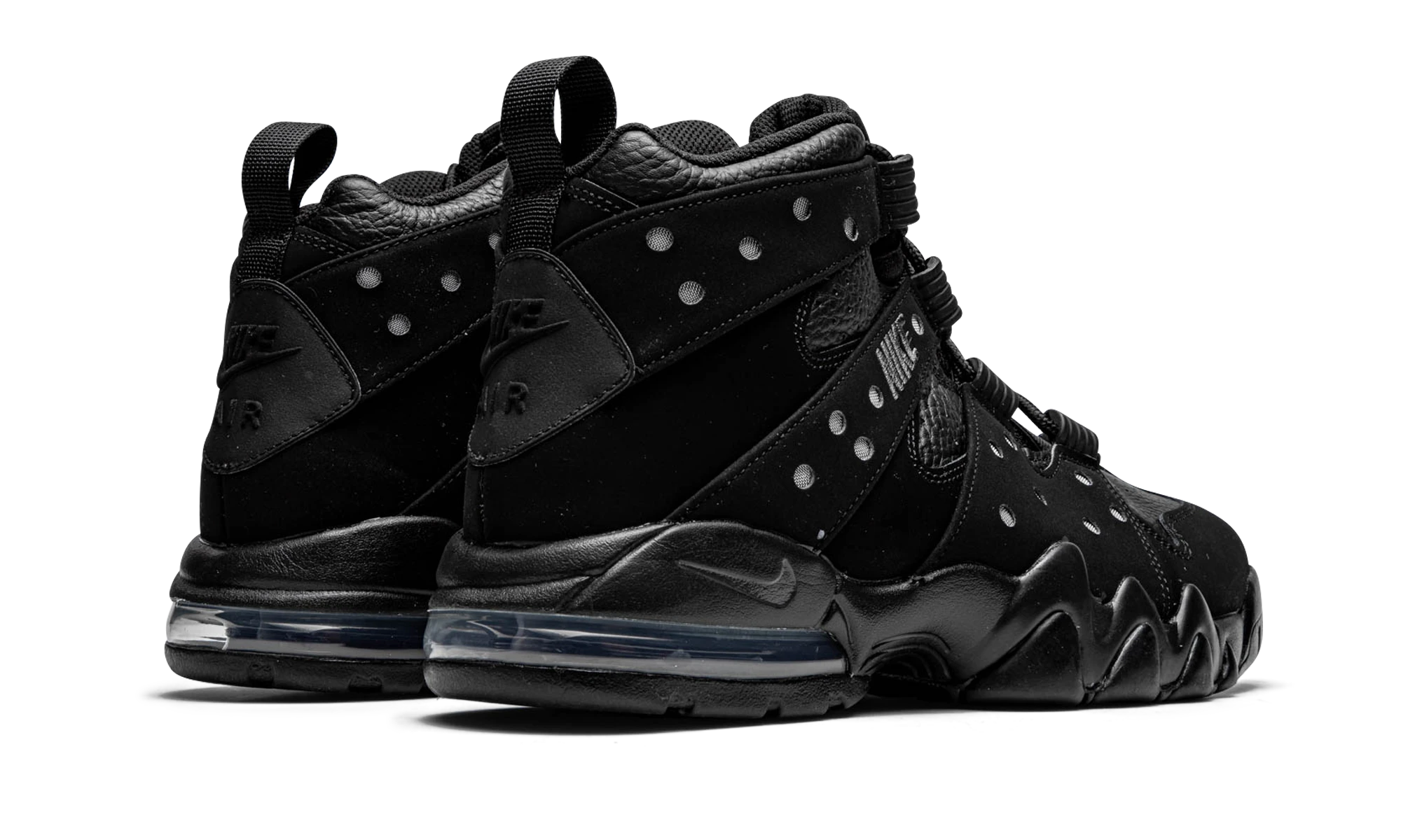 Vue arrière des talons de la Nike Air Max 2 CB '94 Triple Black.