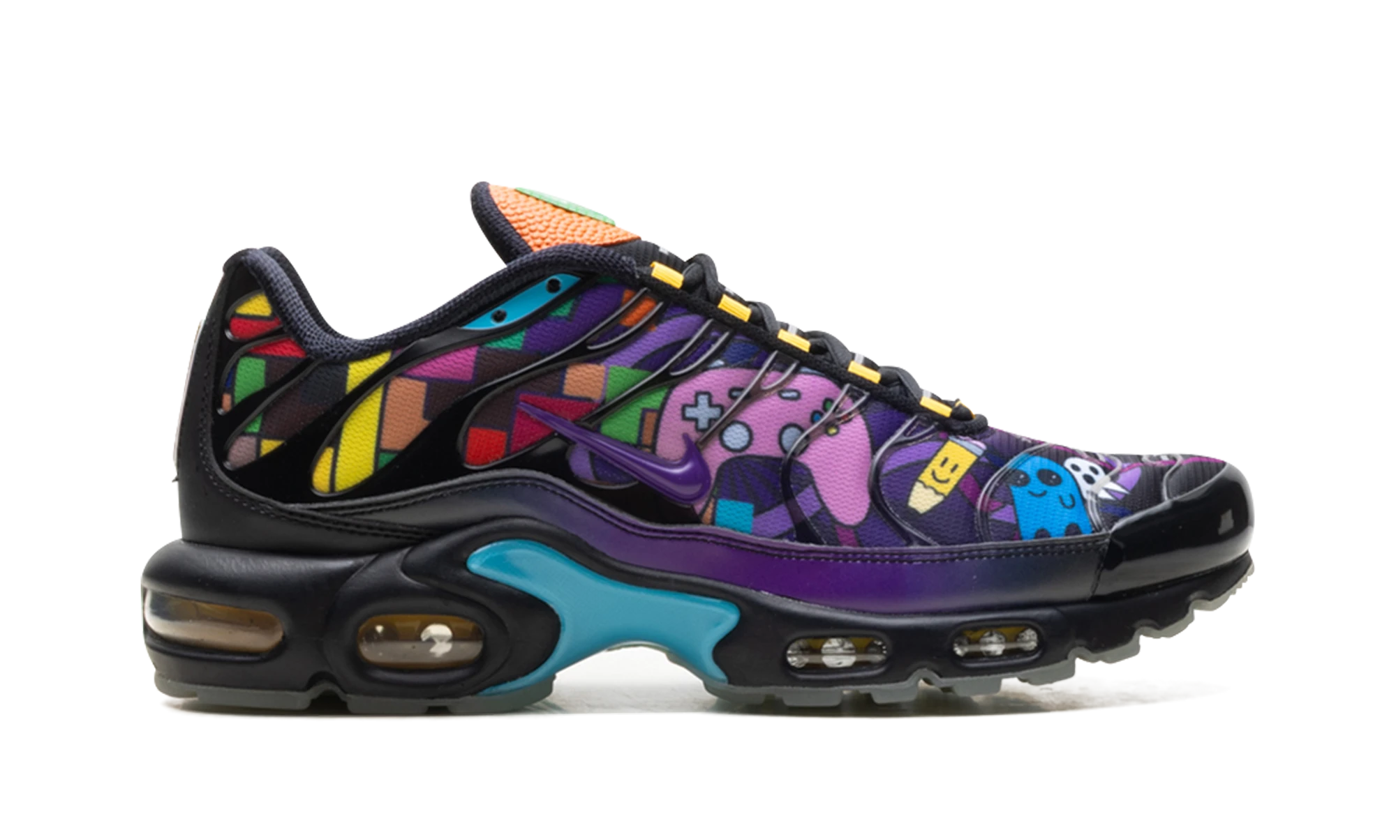 Basket Nike Air Max Plus Doernbecher Sergio Cano Marquez en toile, disponible en France, Suisse, Belgique et Luxembourg — vue de profil extérieur.