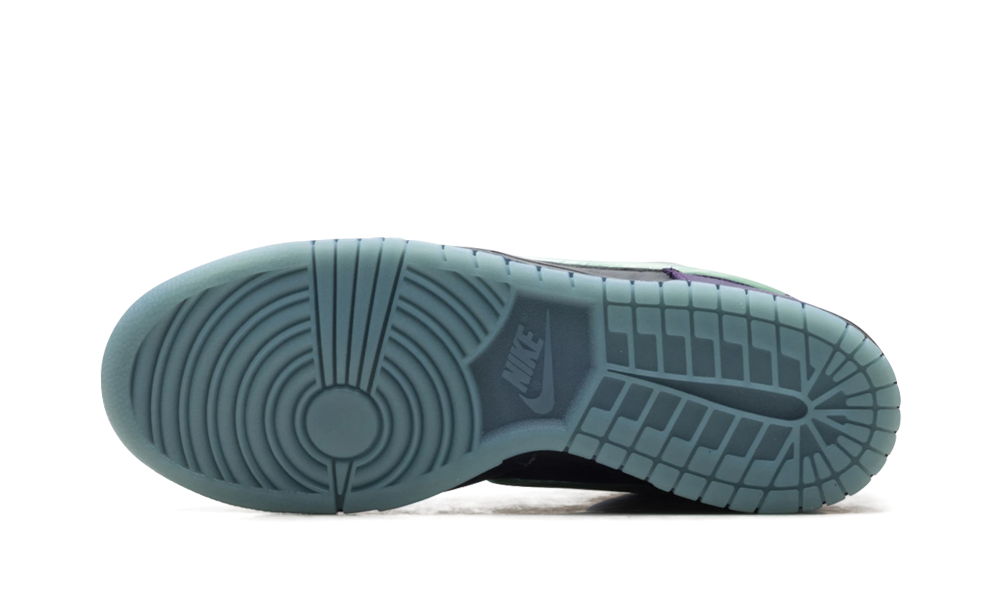 Semelle extérieure en caoutchouc de la Nike Dunk Low LTD Wizard.