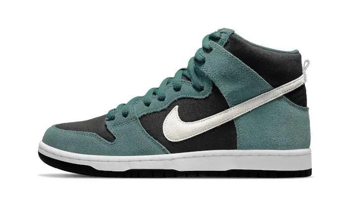 Nike SB Dunk High Green Suede