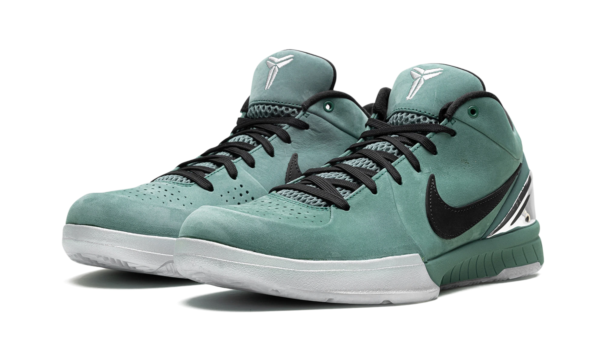 Paire de sneakers Nike Kobe 4 Protro Dad neuve et authentique avec boîte d'origine.