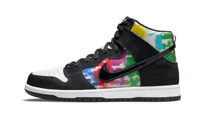 SB Dunk High TV Signal