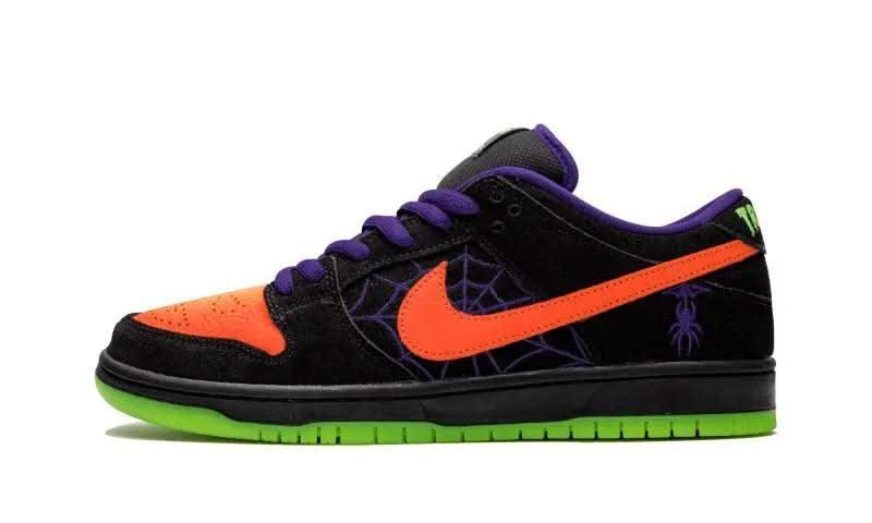 SB Dunk Low "Night of Mischief" - MNR Sneakers