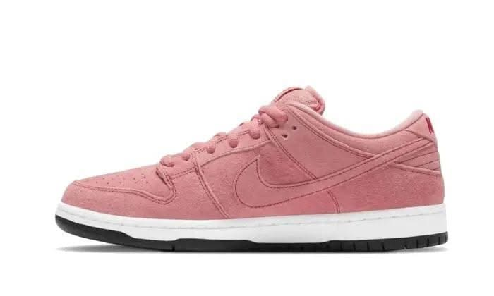 SB Dunk Low Pink Pig - MNR Sneakers