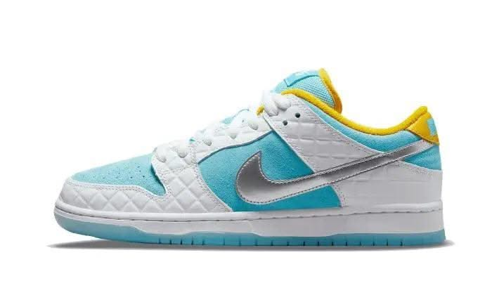 SB Dunk Low Pro FTC - MNR Sneakers