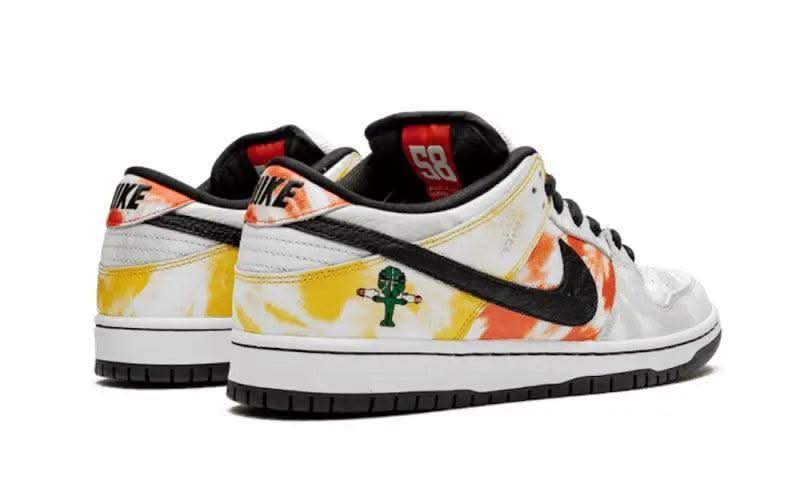 SB Dunk Low Raygun Tie Dye Away - MNR Sneakers