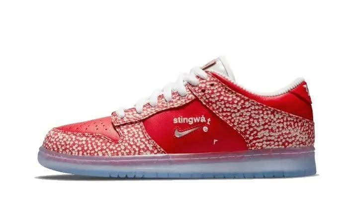 SB Dunk Low Stingwater Magic Mushroom - MNR Sneakers