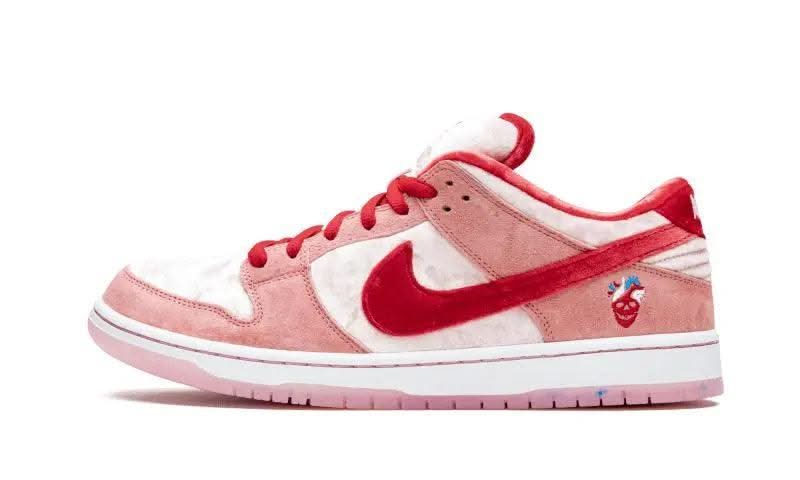 SB Dunk Low StrangeLove - MNR Sneakers