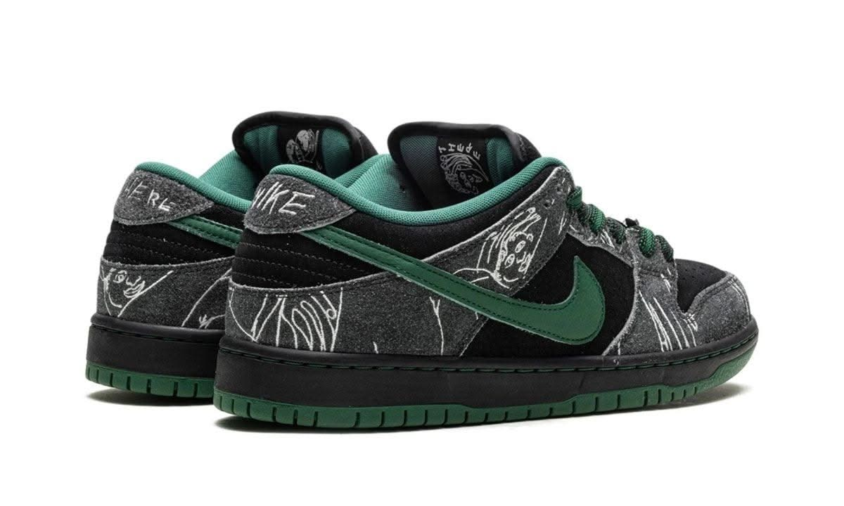 SB Dunk Low There Skateboards - MNR Sneakers