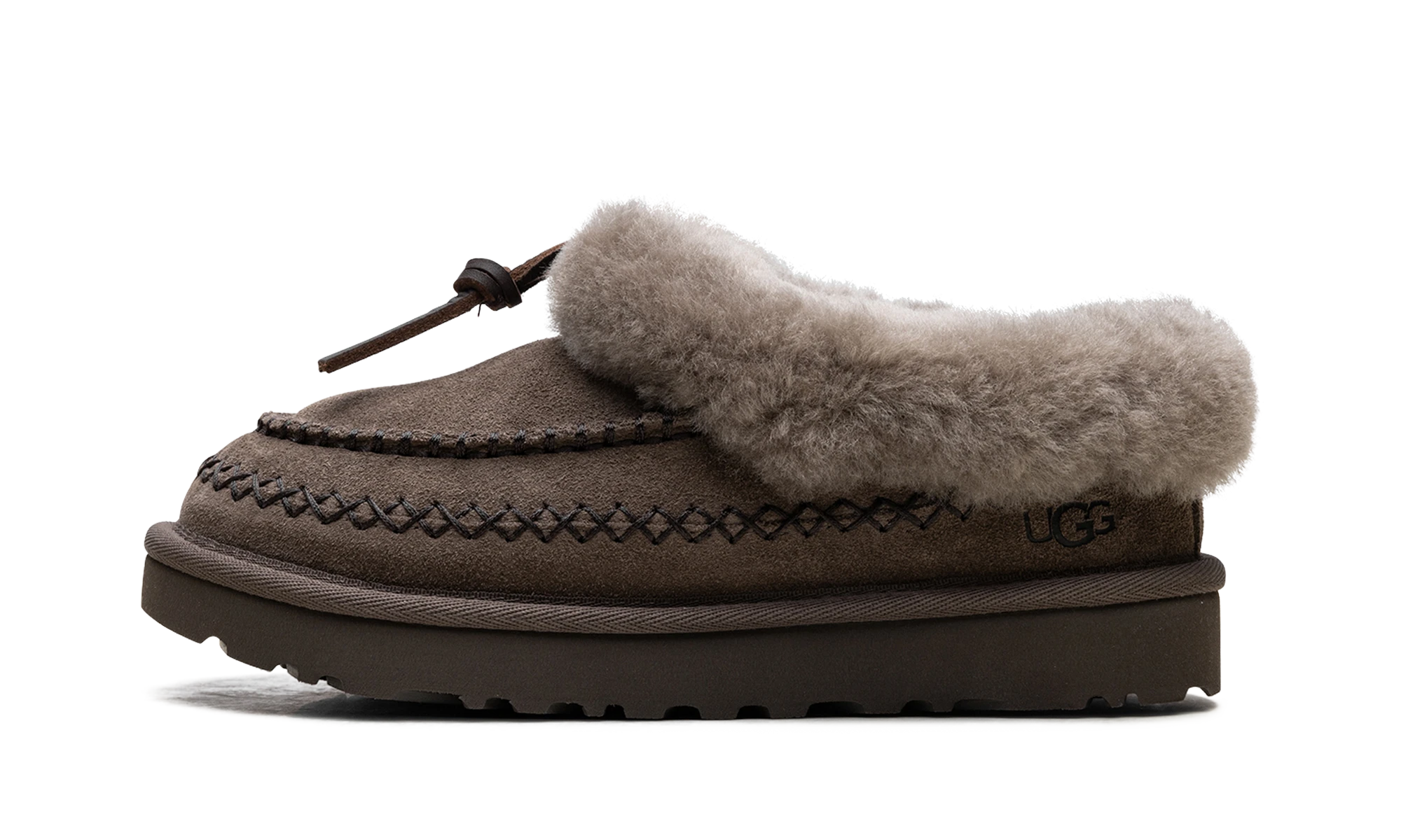 Détail du côté intérieur de la pantoufle UGG Tasman Alpine Slipper Hickory multicolore.