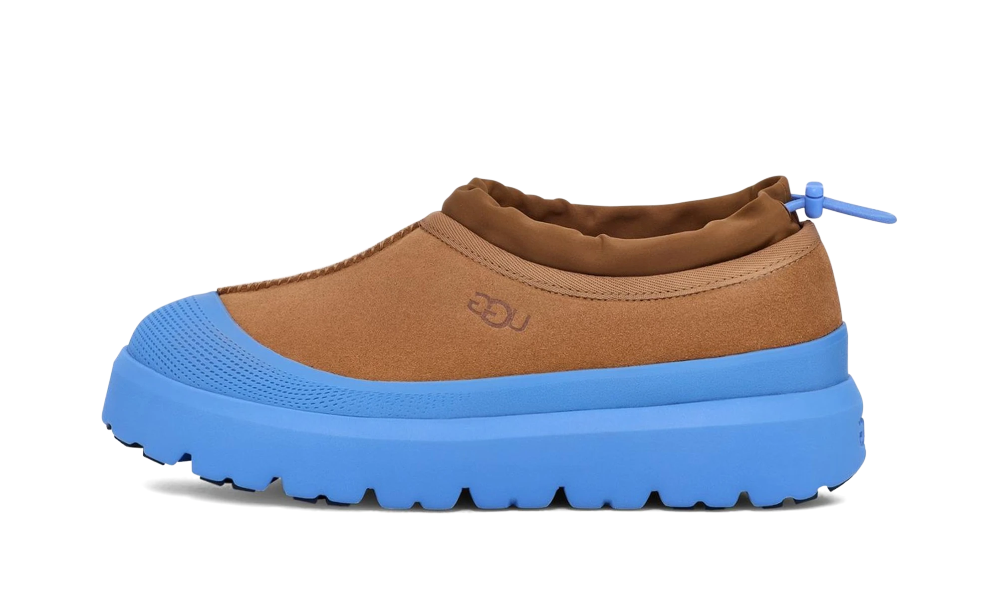 Détail du côté intérieur de la pantoufle UGG Tasman Weather Hybrid Slipper Chestnut Big Sky marron.