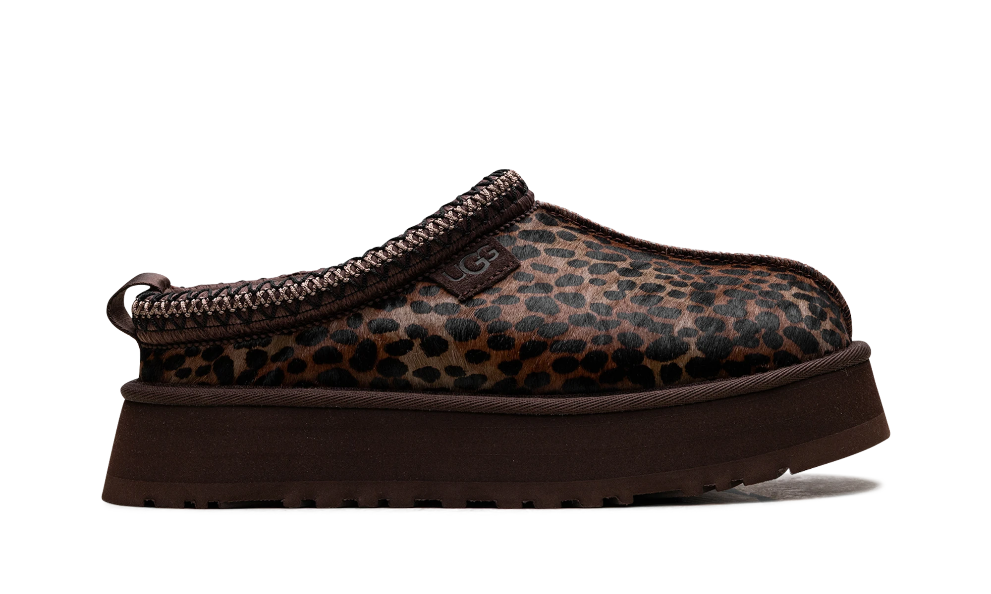 Pantoufle UGG Tazz Caspian Slipper Burnt Cedar en daim, disponible en France, Suisse, Belgique et Luxembourg — vue de profil extérieur.