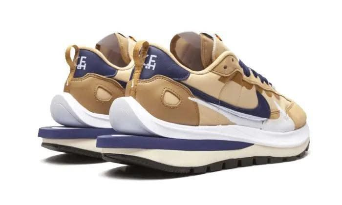 Vaporwaffle Sacai Tan Navy - MNR Sneakers