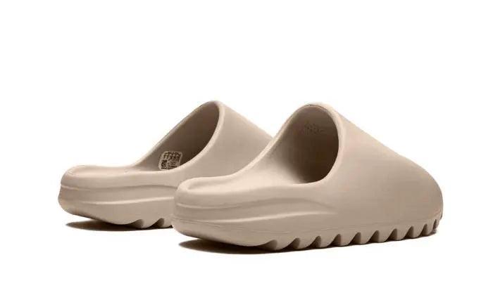 Yeezy Slide Pure (First Release)