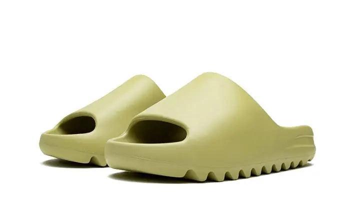 Yeezy Slide Resin (First Release)